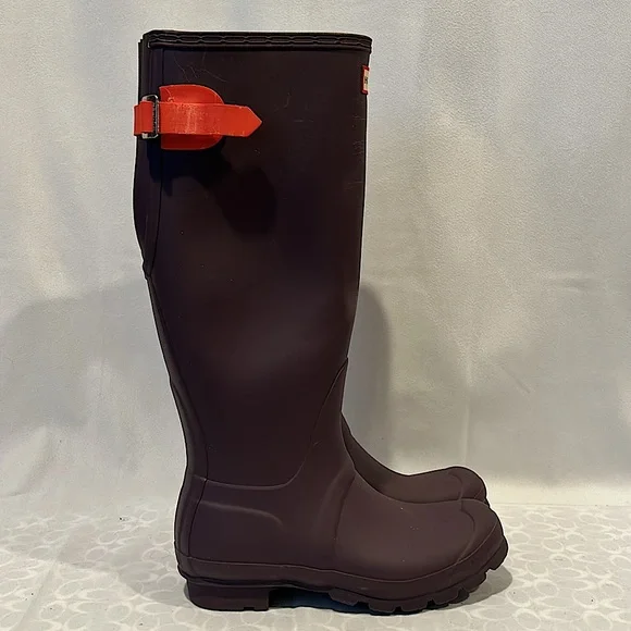 Hunter Purple Red Buckle Tall Rain Boots Shoes **Size 7** ☔️☔️ - Picture 4 of 8